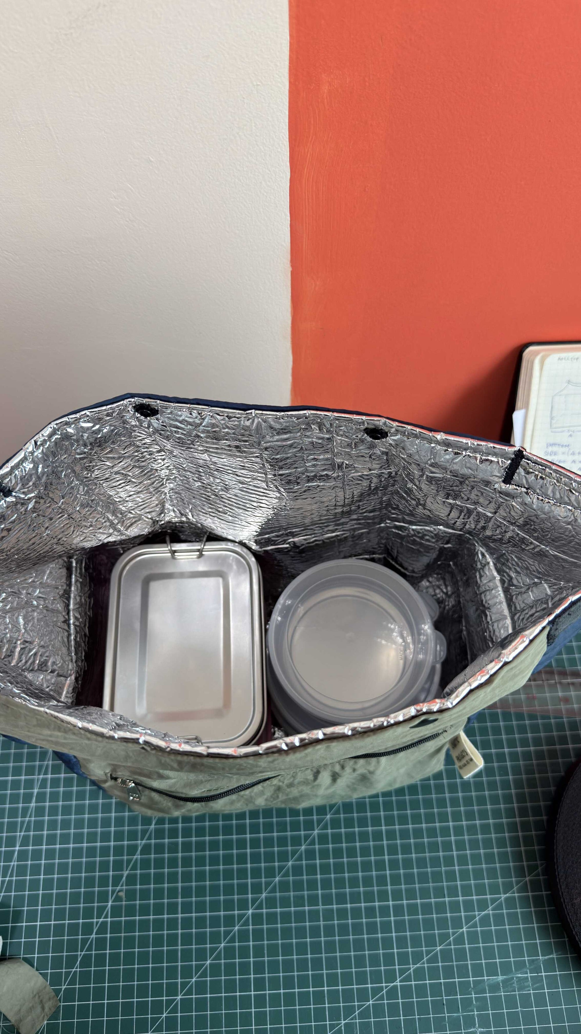 Colorblock Insulated Lunch Bag