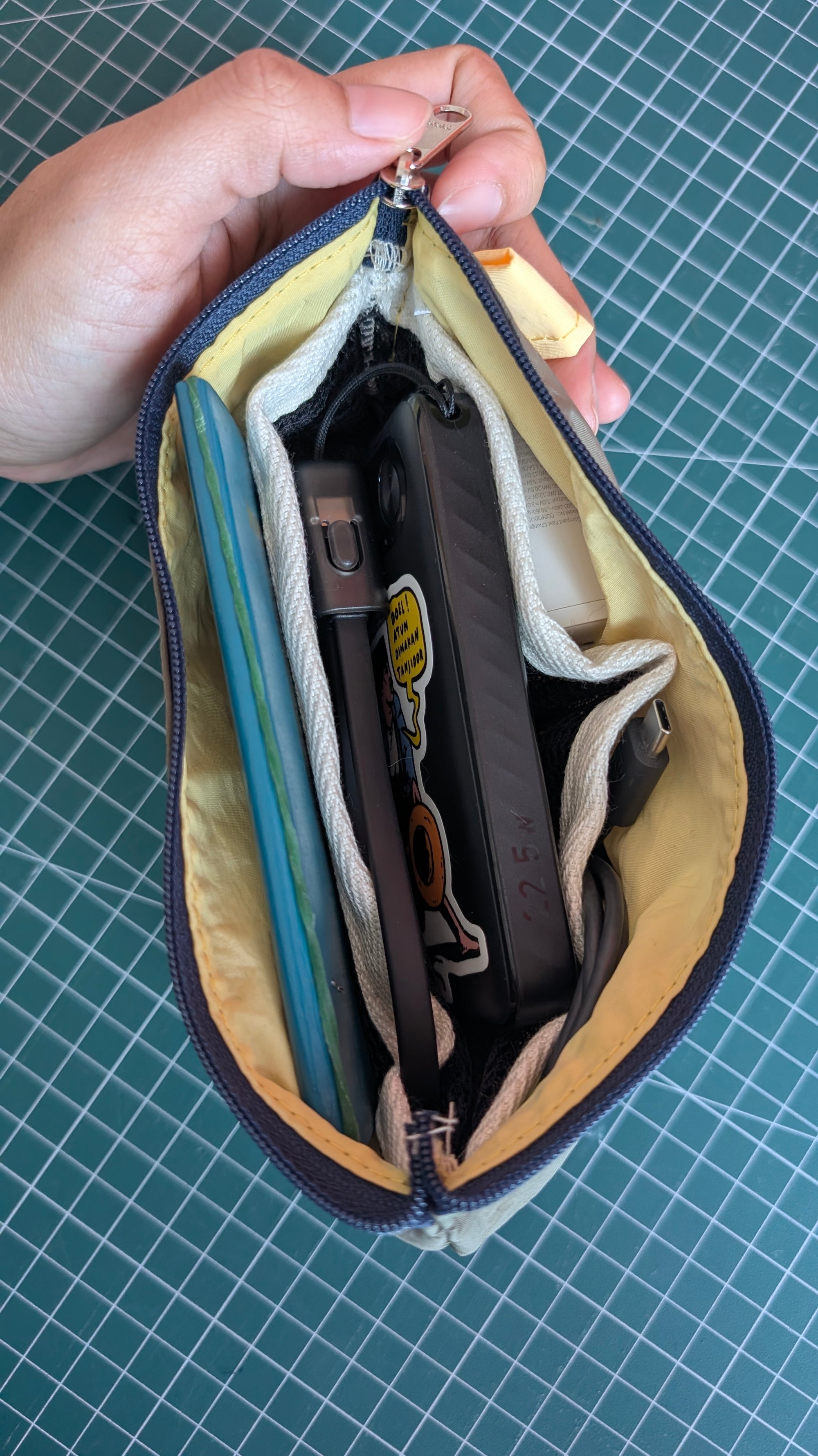 Multipurpose Nylon Pouch